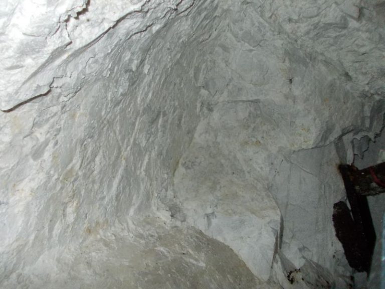 Tunnel Mine